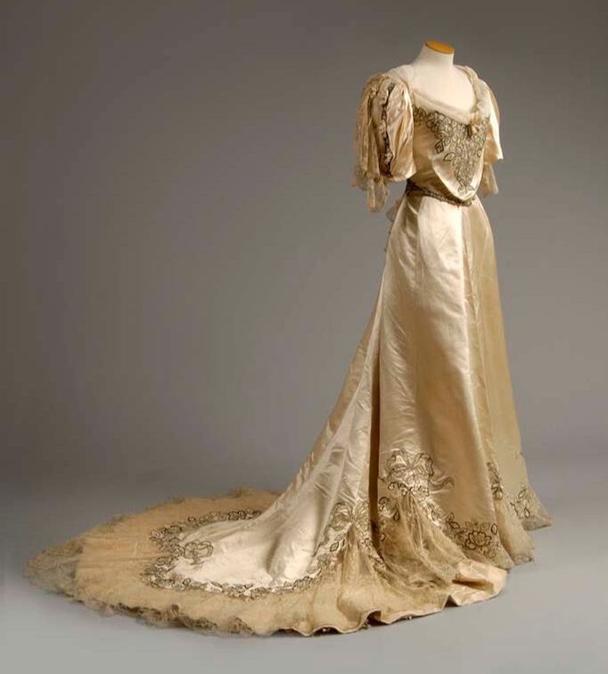 charles worth gown